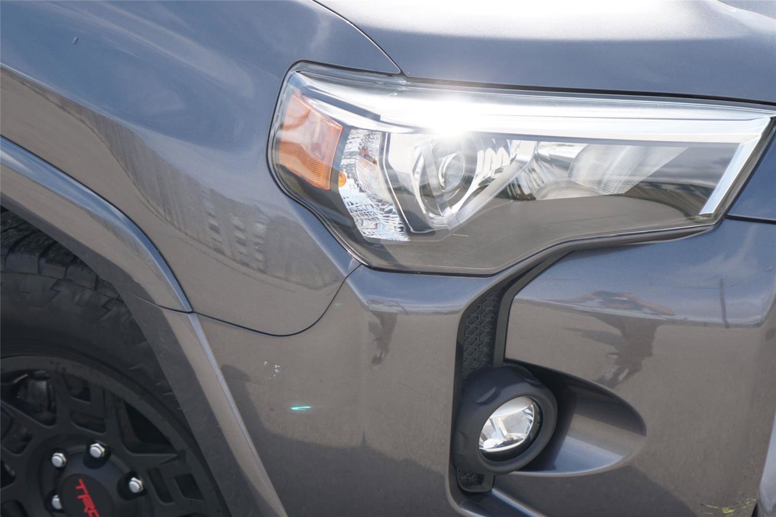 Used 2023 Toyota 4Runner SR5 Premium w/ Moonroof Package RWD image 3