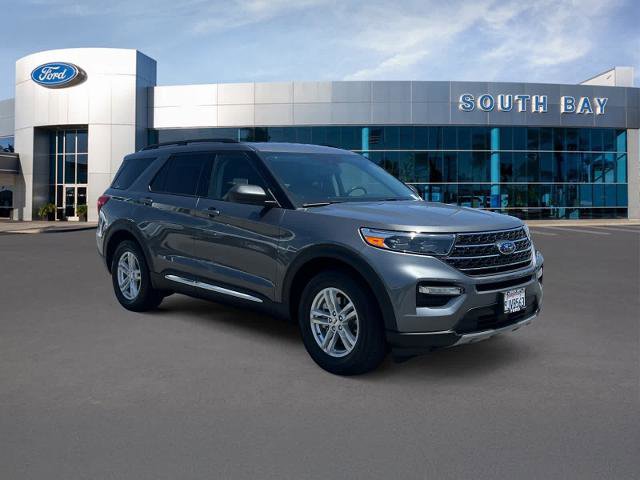 Certified 2023 Ford Explorer XLT w/ Equipment Group 202A RWD image 7