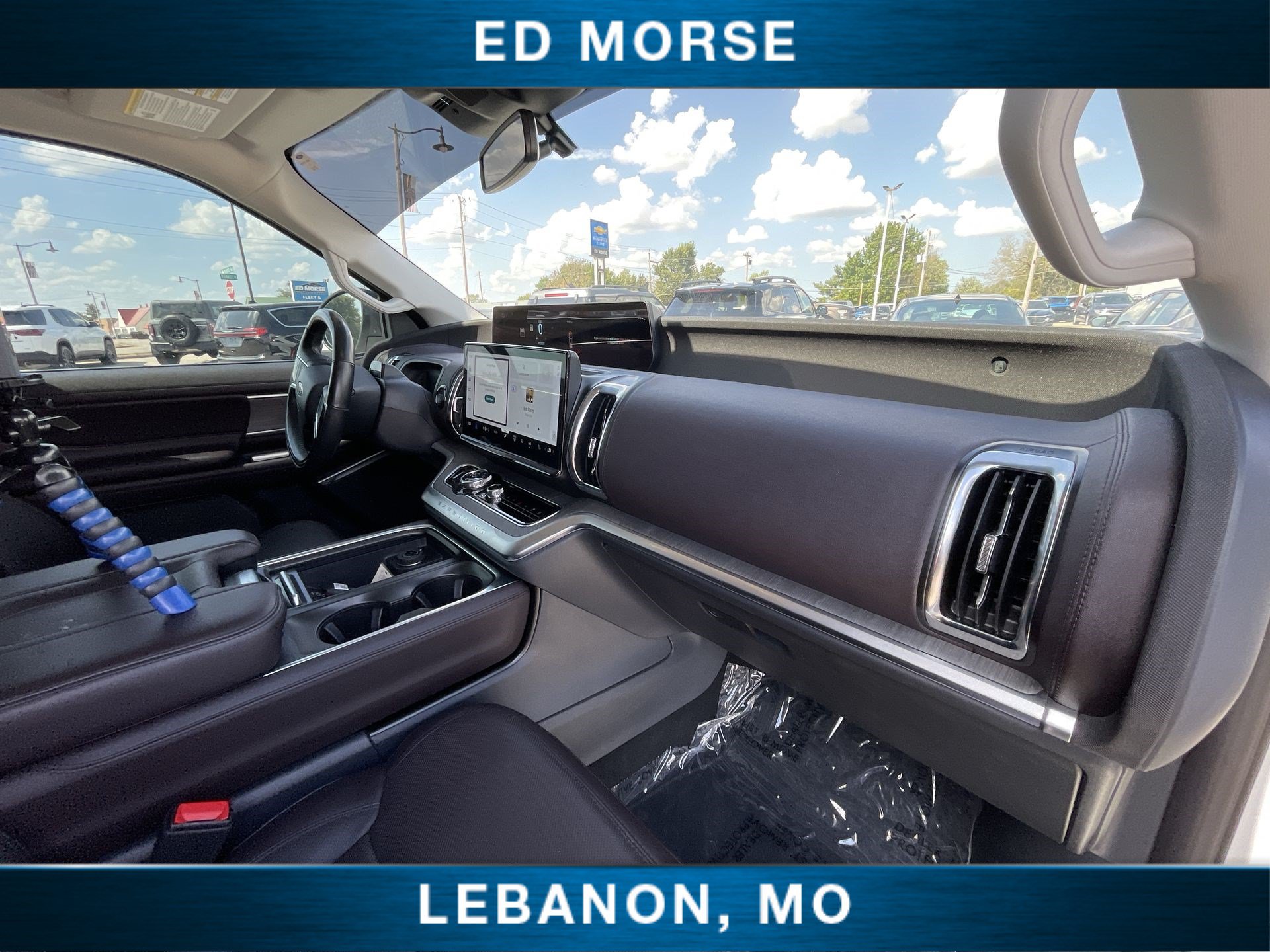 Certified 2025 Ford Expedition Max Platinum w/ Platinum Ultimate Package AWD/4WD image 27
