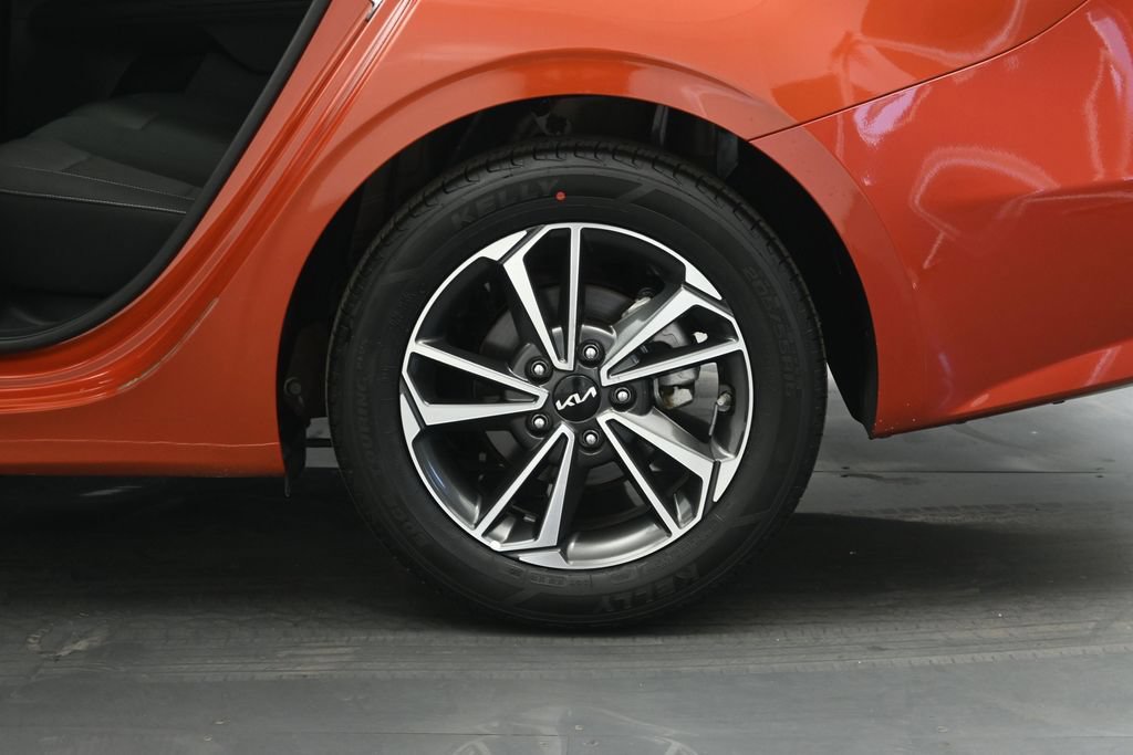 Used 2023 Kia Forte LXS FWD image 19