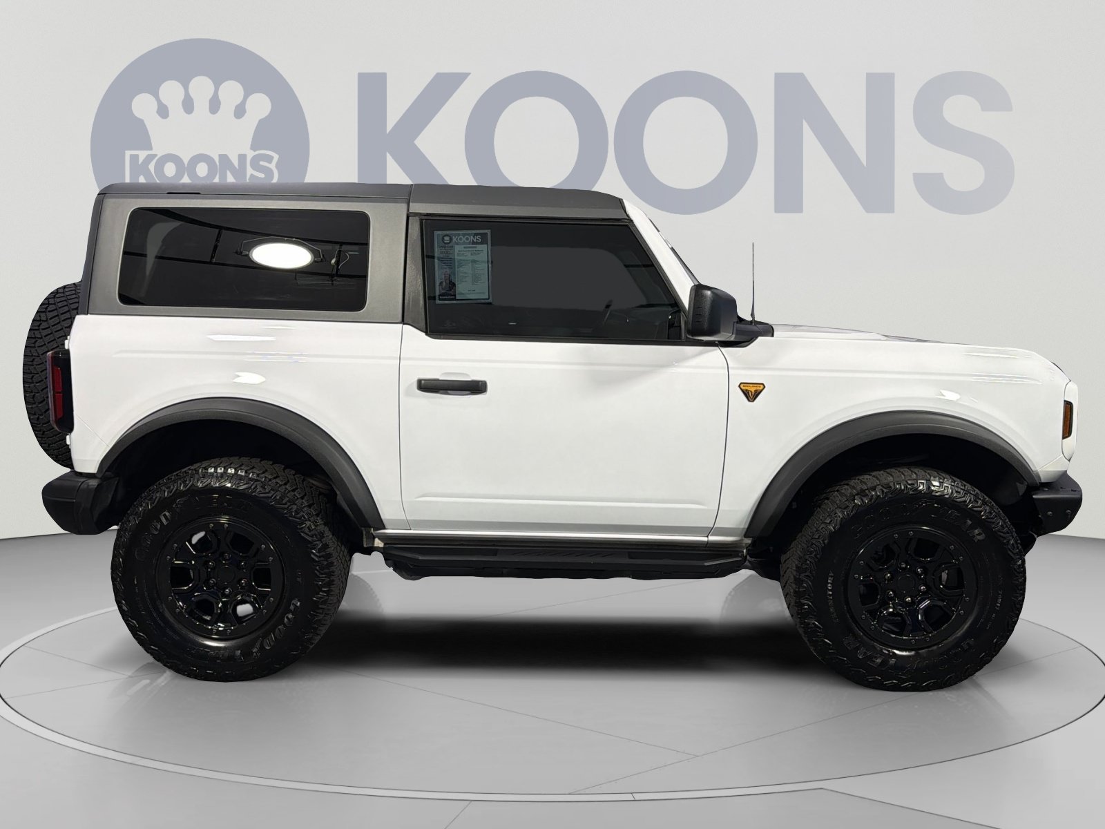 Certified 2023 Ford Bronco Badlands w/ Sasquatch Package AWD/4WD image 8