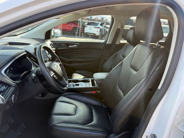 Certified 2021 Ford Edge Titanium AWD/4WD image 7
