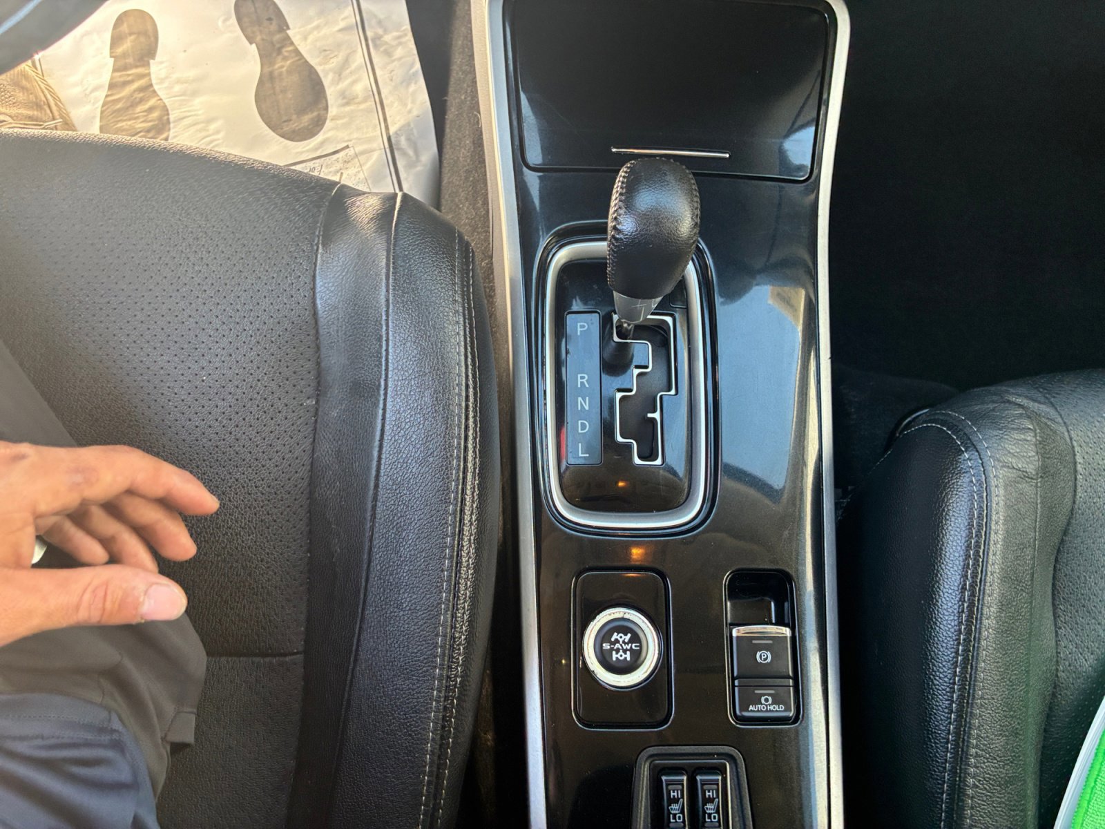 Used 2017 Mitsubishi Outlander GT image 21