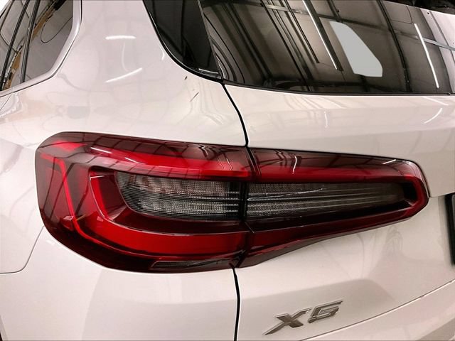 Used 2019 BMW X5 xDrive40i w/ Convenience Package AWD/4WD image 28