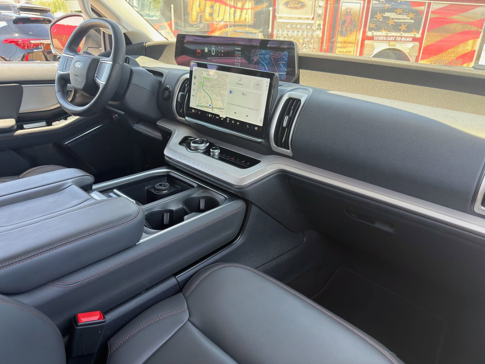 Certified 2025 Ford Expedition Active AWD/4WD image 11