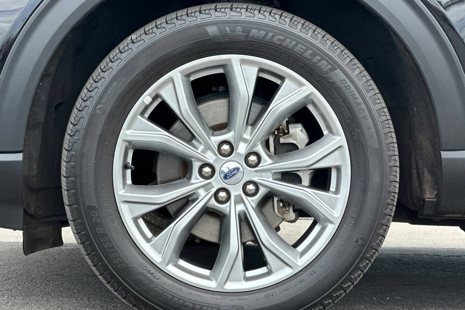 Certified 2024 Ford Explorer Limited AWD/4WD image 27