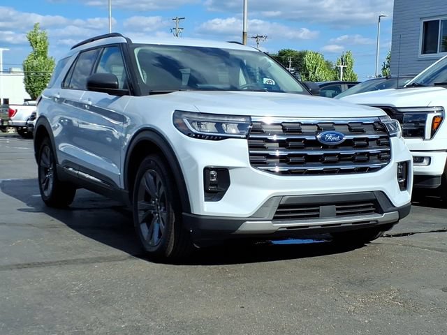 Certified 2026 Ford Explorer Active w/ Active Comfort Package AWD/4WD image 3