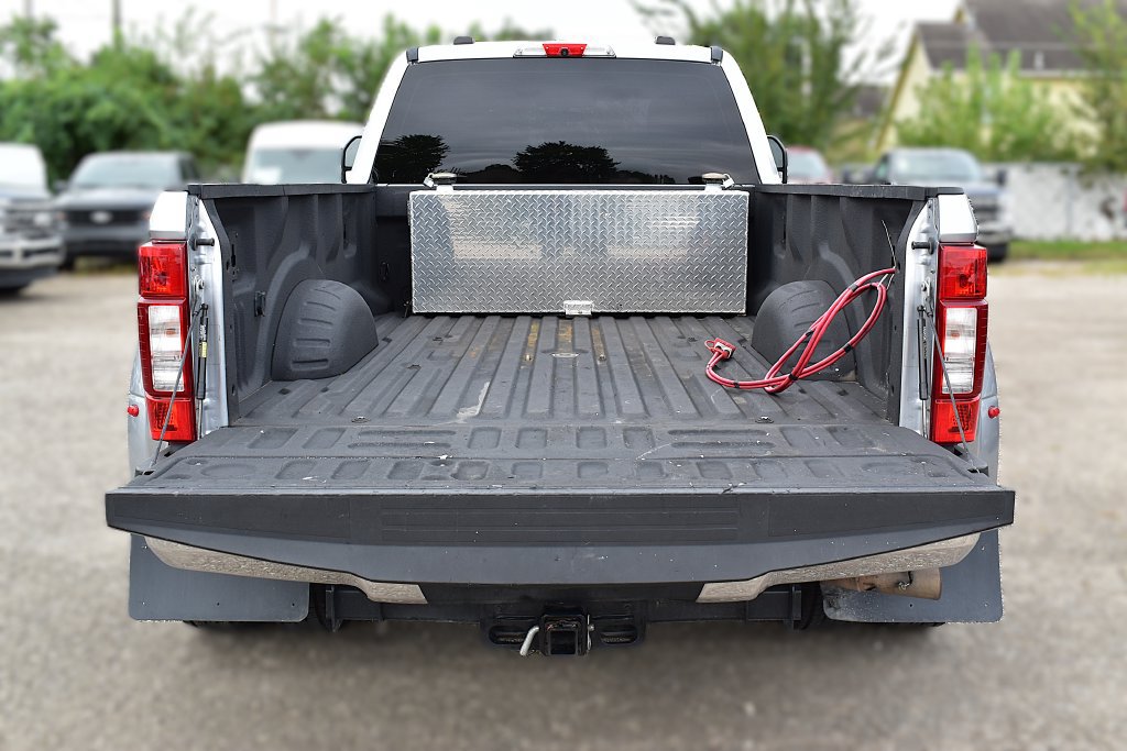 Certified 2022 Ford F350 XLT w/ FX4 Off-Road Package AWD/4WD image 10