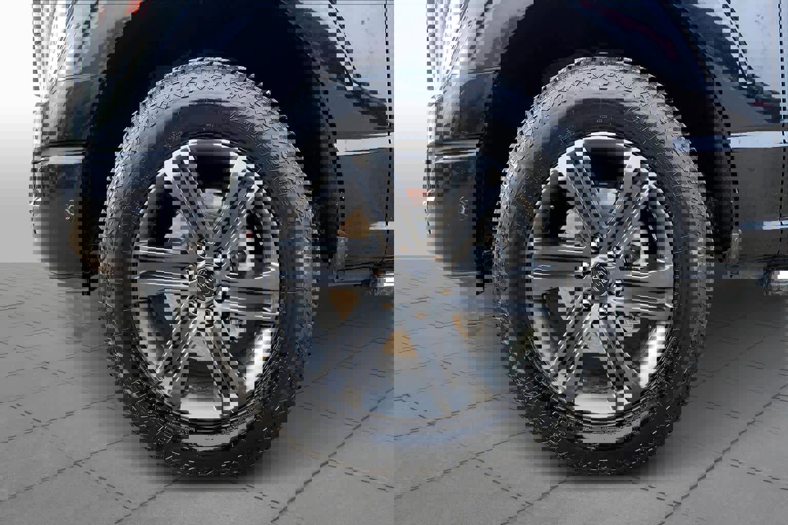 Certified 2021 Ford F150 Lariat w/ Equipment Group 502A High image 10