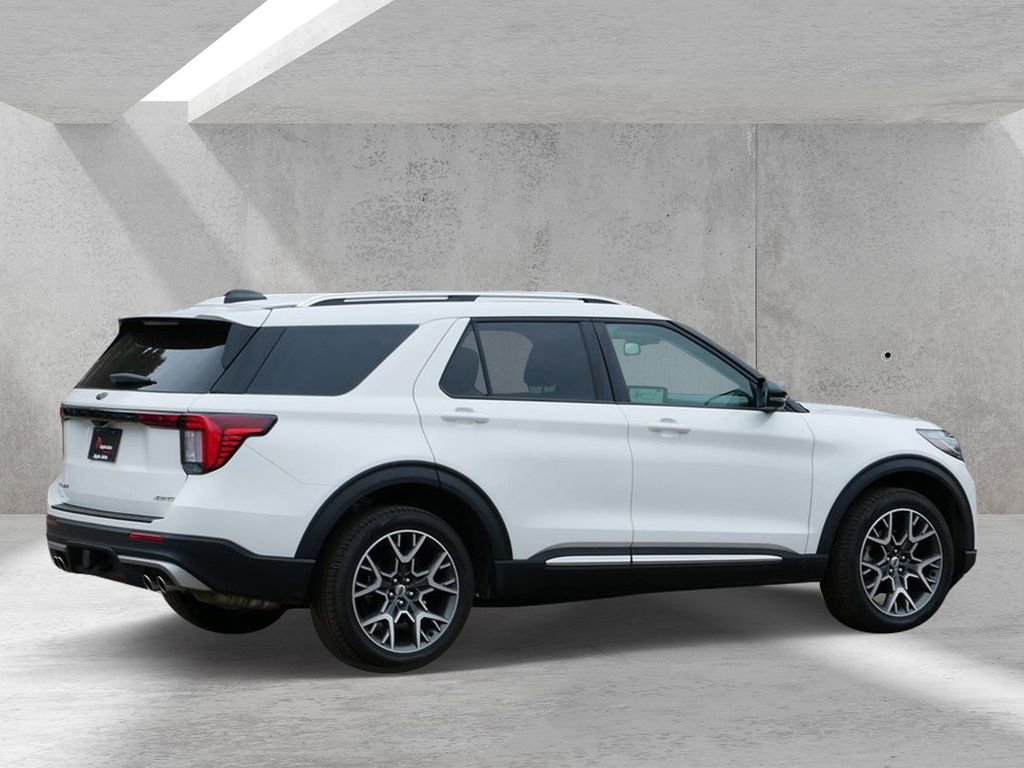 Certified 2025 Ford Explorer Platinum w/ Ultimate Package image 3