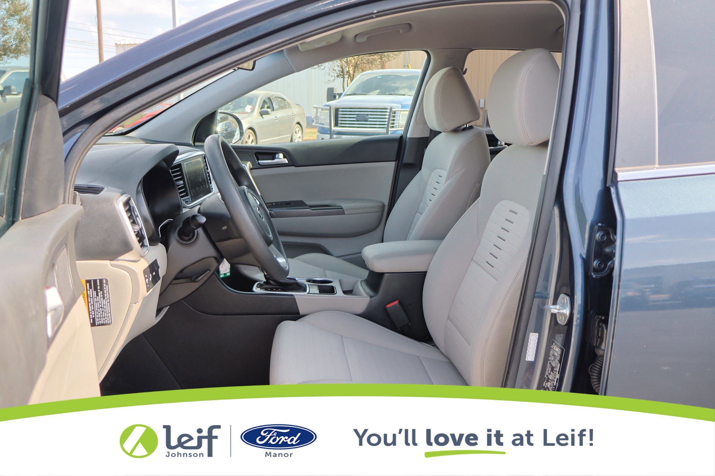 Used 2021 Kia Sportage LX w/ LX Fwd Popular Package image 11