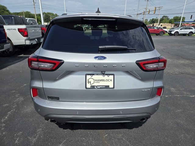 Certified 2023 Ford Escape ST-Line AWD/4WD image 6