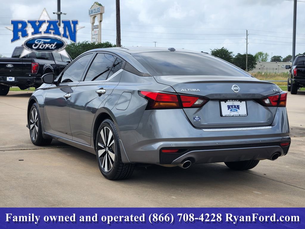 Used 2022 Nissan Altima 2.5 SV w/ SV Premium Package FWD image 4