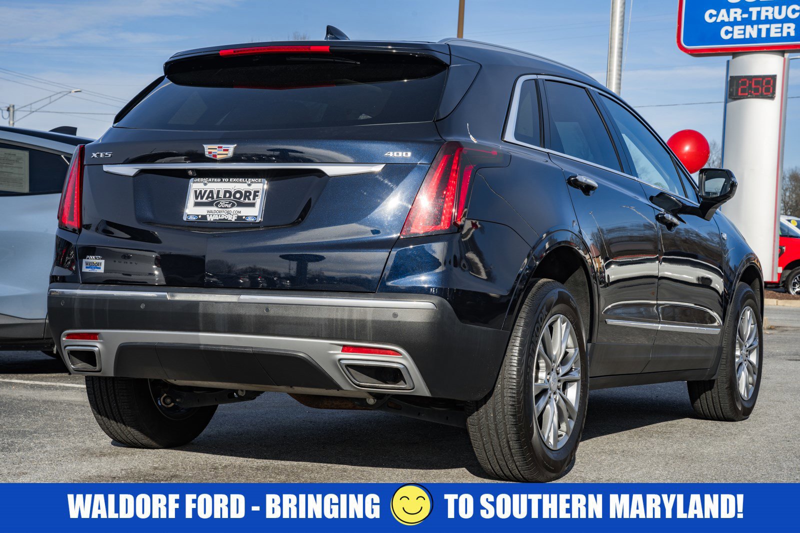 Used 2022 Cadillac XT5 Premium Luxury image 3