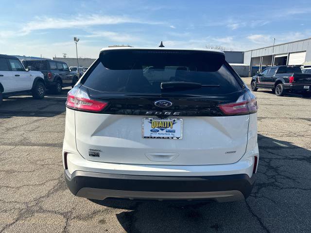 Certified 2022 Ford Edge SEL w/ Convenience Package image 3
