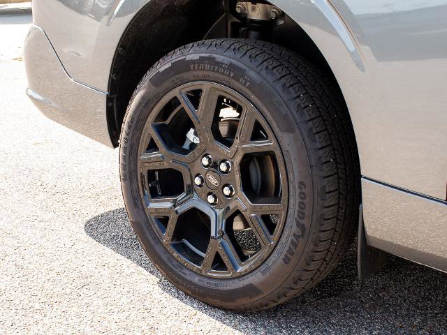 Certified 2025 Ford Maverick Lobo AWD/4WD image 7