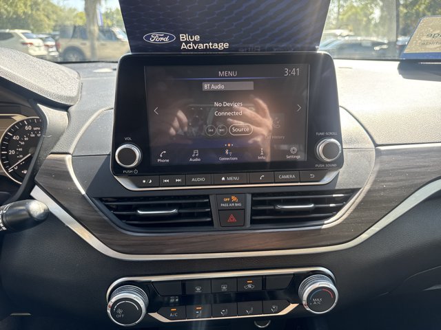 Used 2024 Nissan Altima 2.5 SV FWD image 20