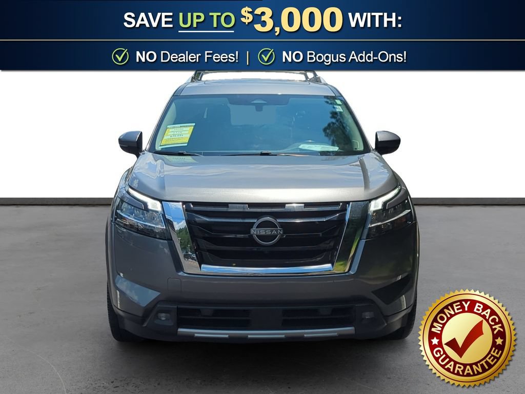 Used 2022 Nissan Pathfinder Platinum w/ Cargo Package FWD image 11