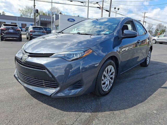 Used 2019 Toyota Corolla LE FWD image 3