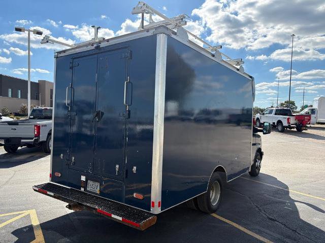 Used 2019 Chevrolet Express 3500 w/ Power Convenience Package image 5
