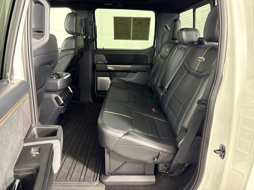 Certified 2022 Ford F150 Platinum w/ Equipment Group 701A High image 29