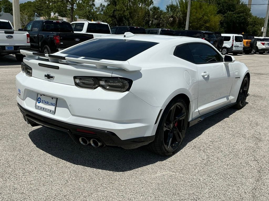 Used 2022 Chevrolet Camaro SS RWD image 7