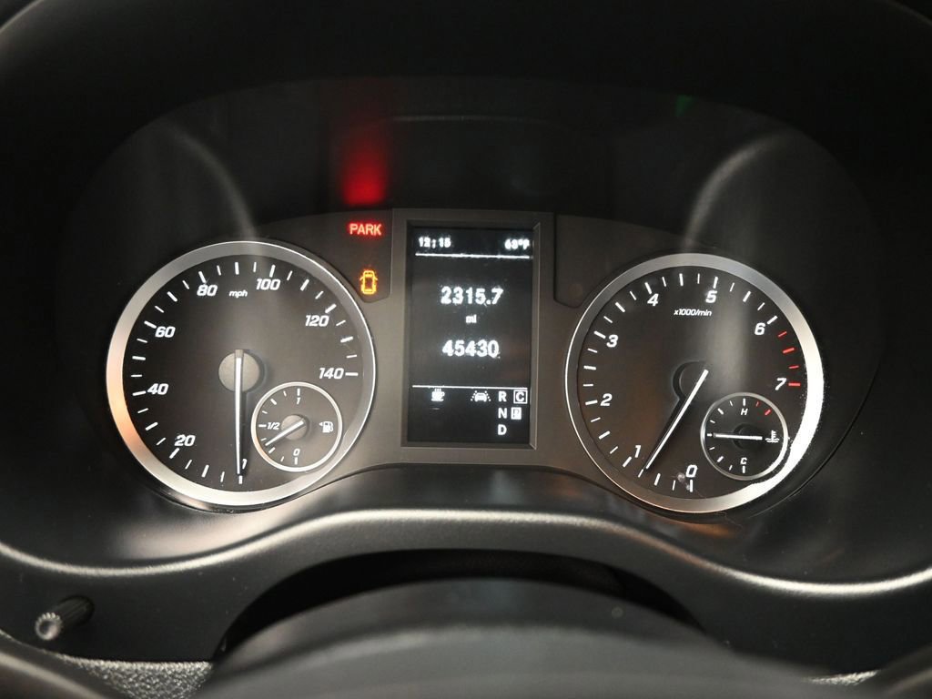 Used 2023 Mercedes-Benz Metris Passenger image 39
