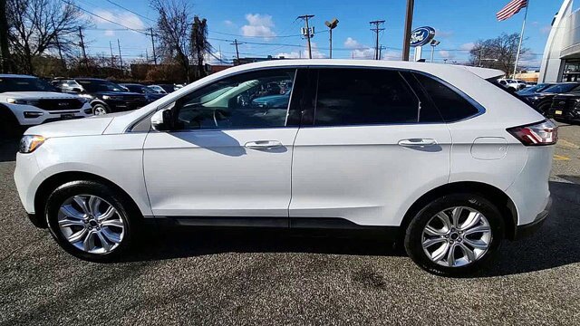 Certified 2023 Ford Edge Titanium AWD/4WD image 5