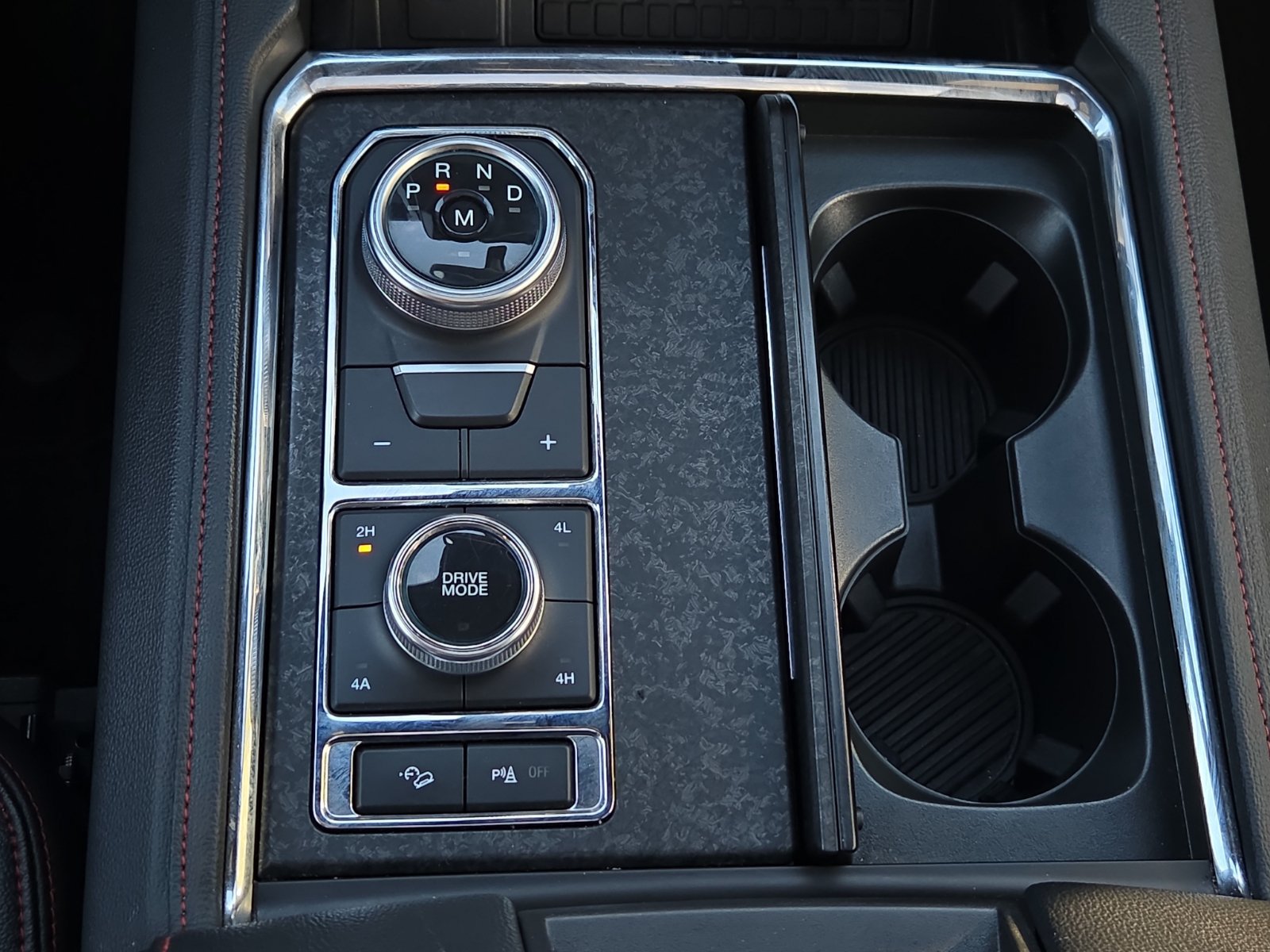 Certified 2024 Ford Expedition Limited AWD/4WD image 18