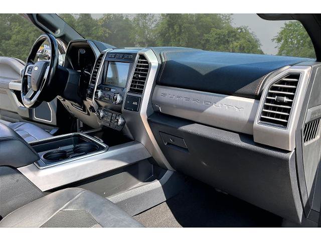 Certified 2019 Ford F450 Platinum w/ Platinum Ultimate Package AWD/4WD image 24