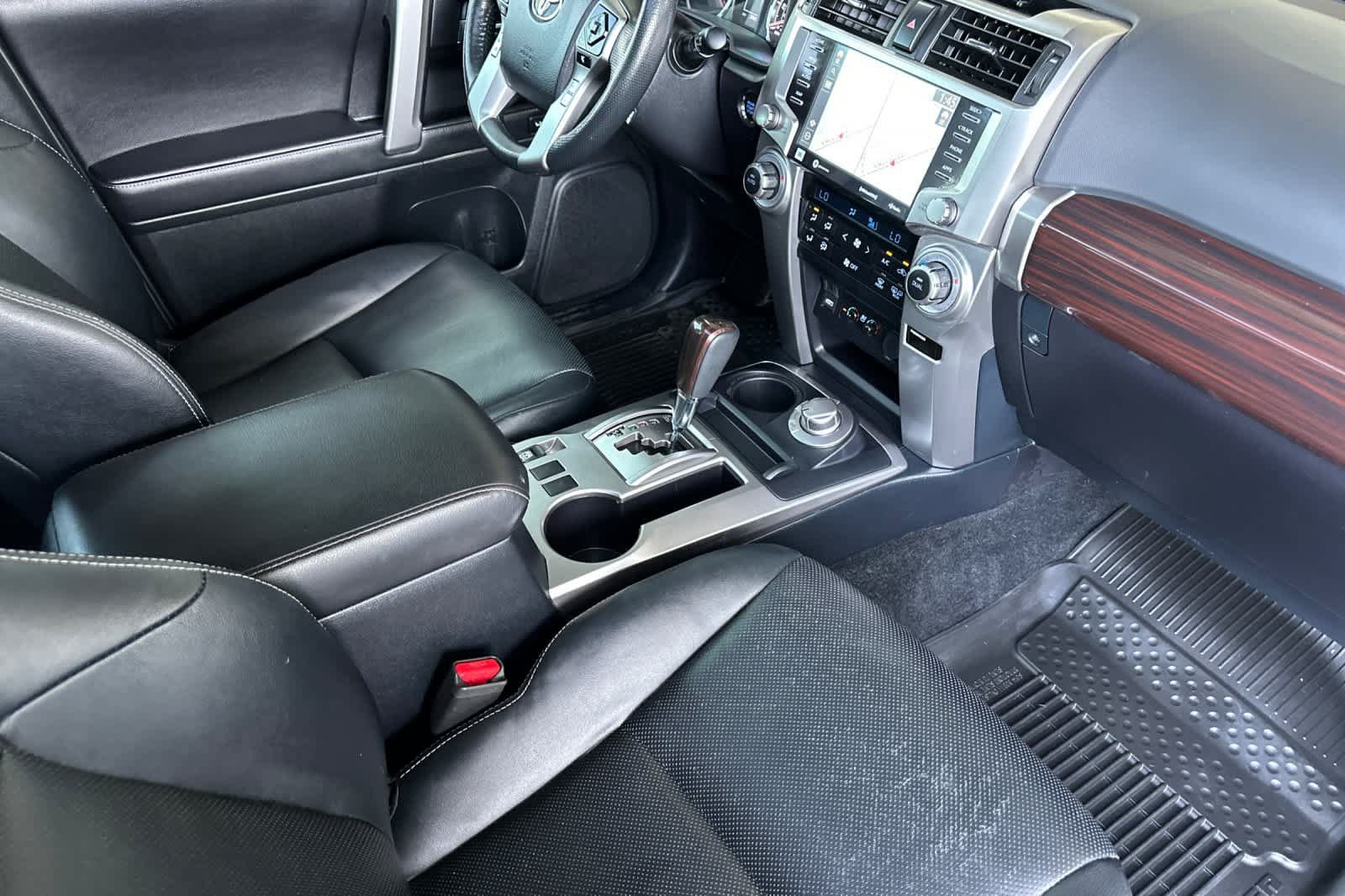Used 2023 Toyota 4Runner Limited AWD/4WD image 17