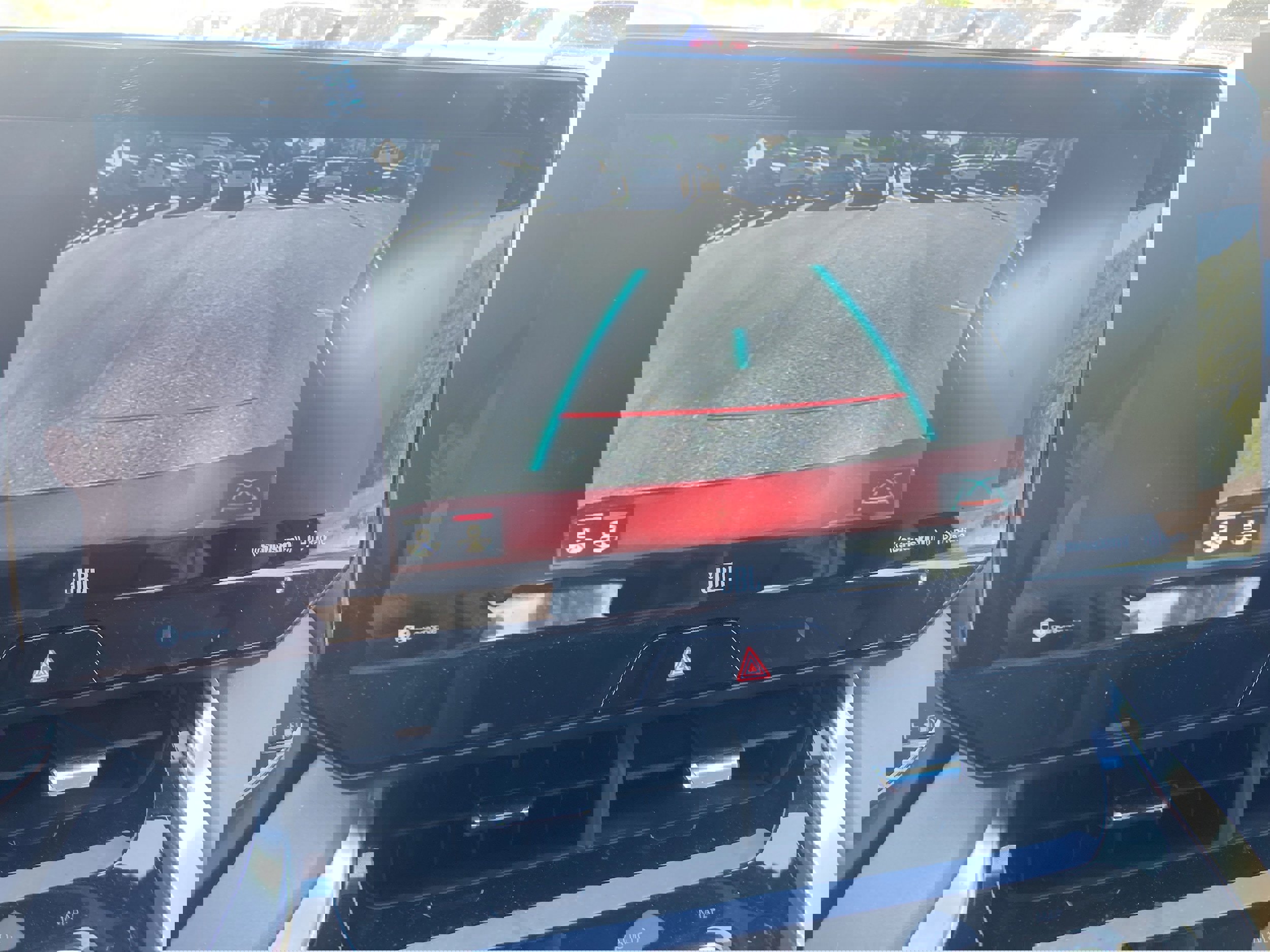 Used 2021 Toyota Venza XLE w/ Softex Package image 18