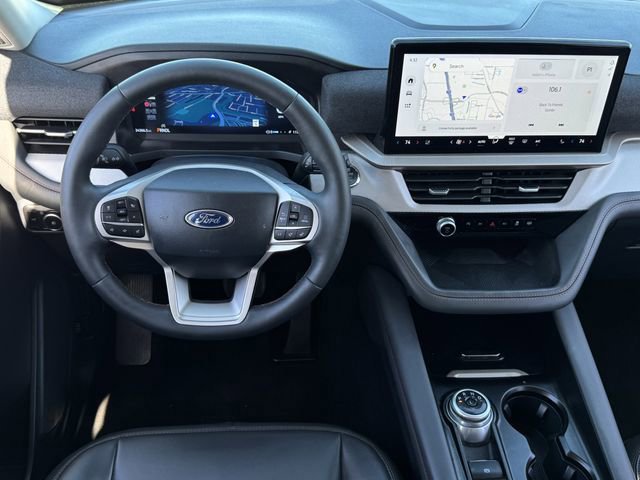 Certified 2025 Ford Explorer Active w/ Active Comfort Package image 10
