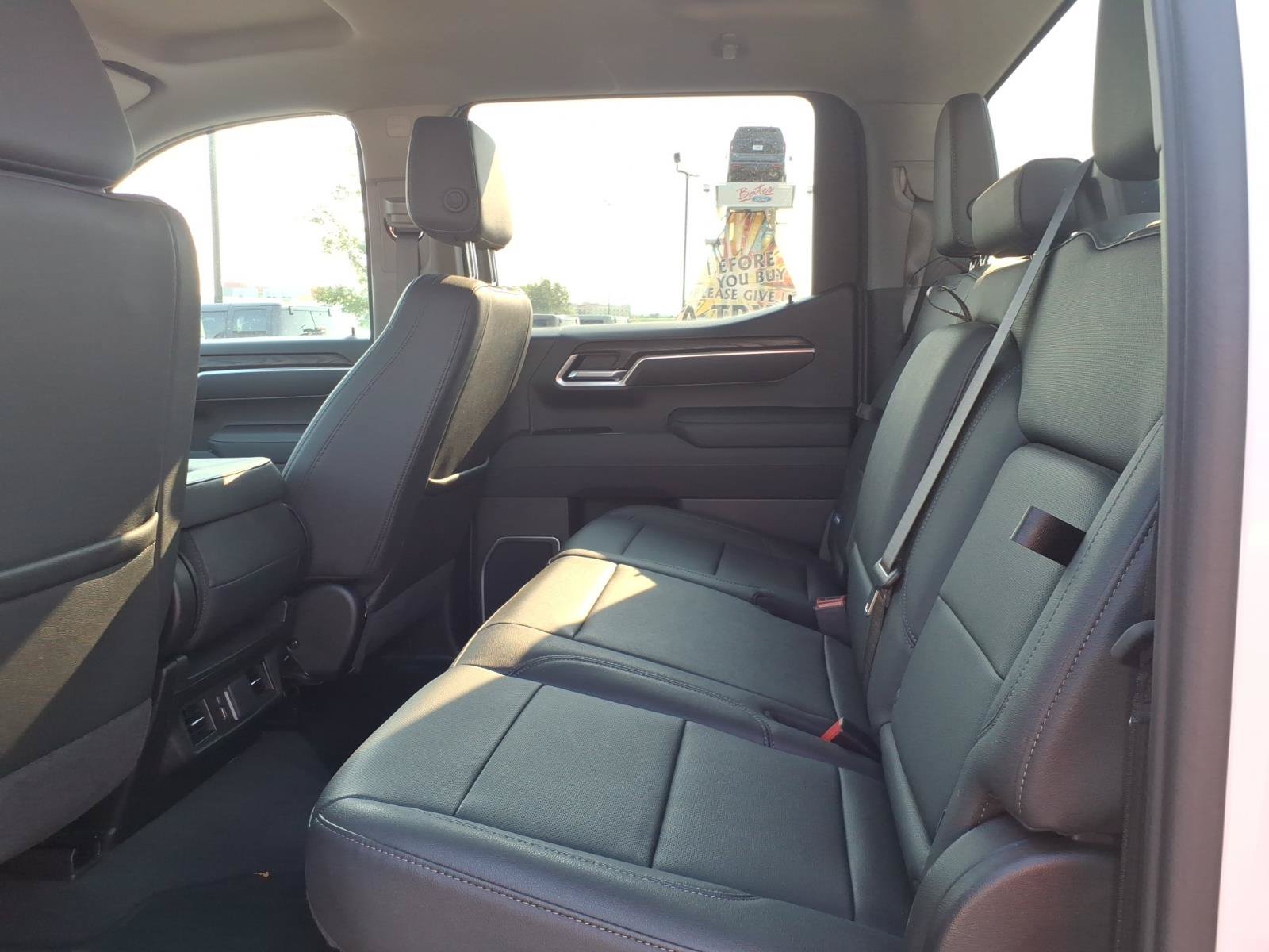 Used 2026 GMC Sierra 1500 SLT RWD image 13