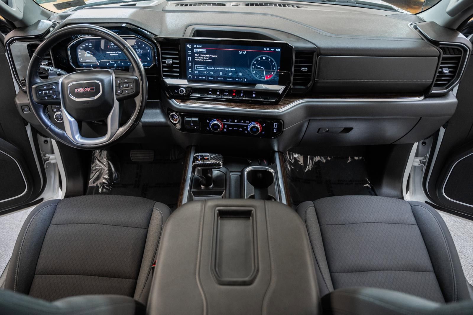 Used 2022 GMC Sierra 1500 Elevation w/ Preferred Package AWD/4WD image 29