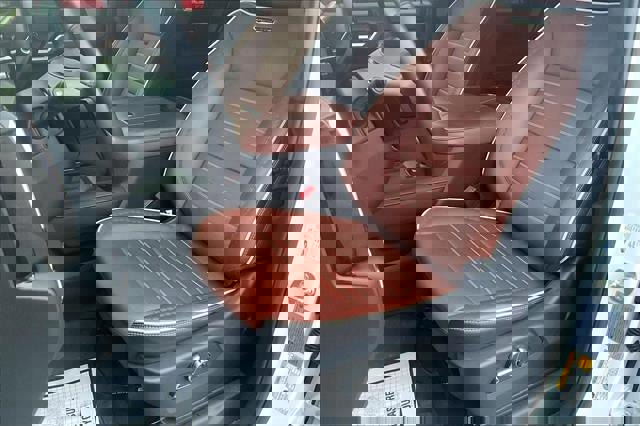 Used 2025 GMC Sierra 2500 Denali Ultimate image 25