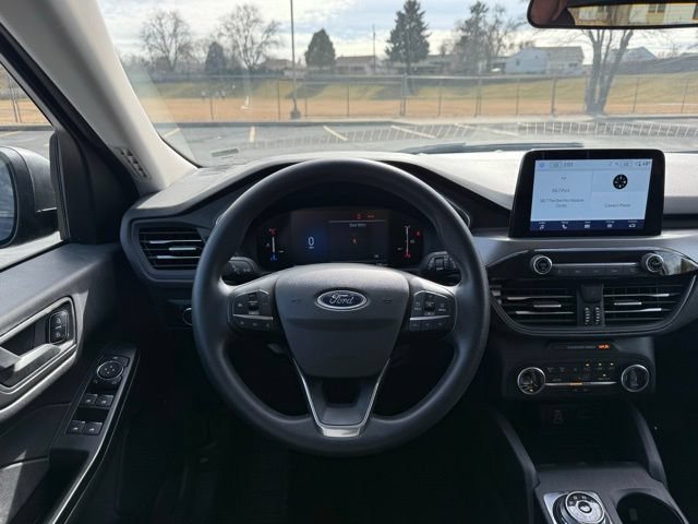 Certified 2025 Ford Escape Active AWD/4WD image 12