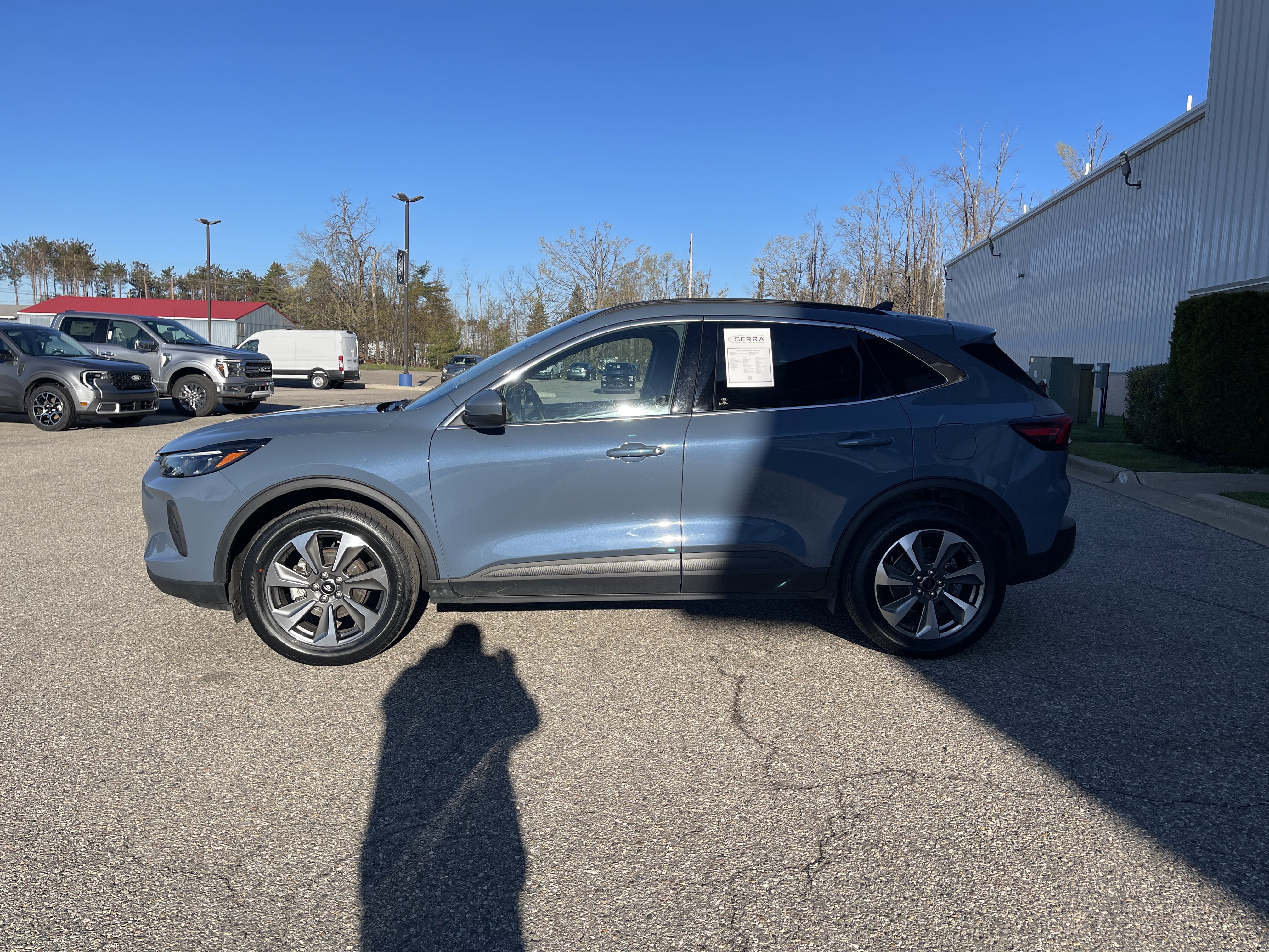 Certified 2025 Ford Escape Platinum AWD/4WD image 4