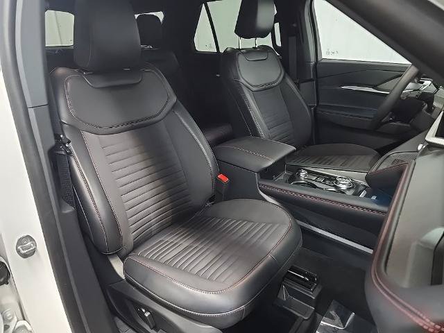 Certified 2025 Ford Explorer ST-Line w/ Premium Package AWD/4WD image 20
