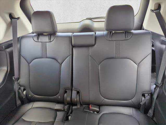 Used 2025 Honda Pilot Touring image 21