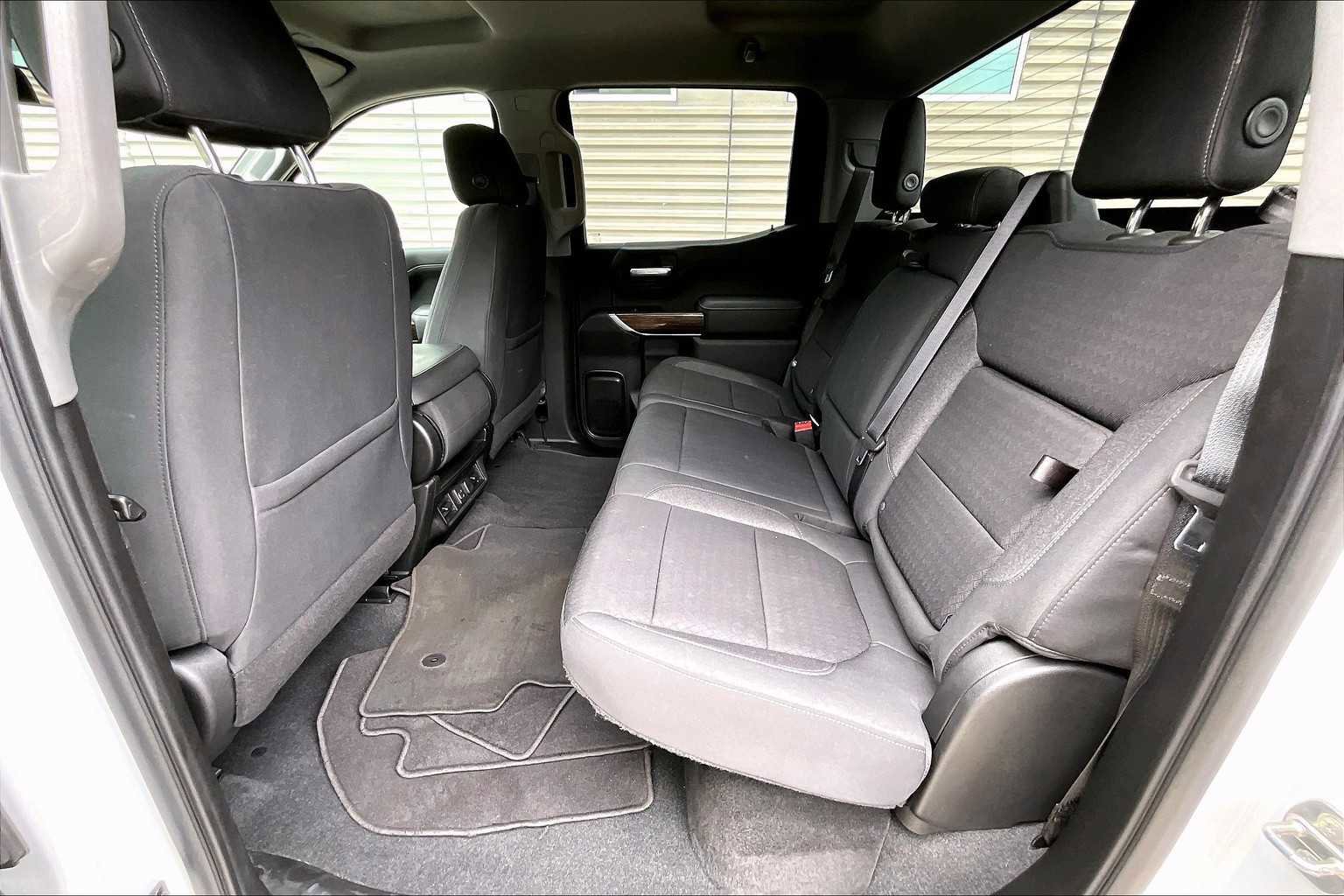 Used 2021 GMC Sierra 1500 Elevation image 19