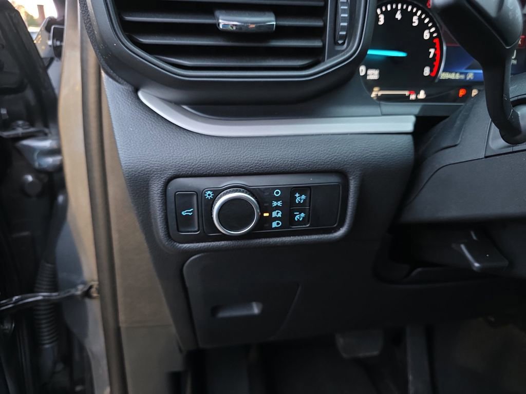 Certified 2024 Ford Explorer XLT image 20