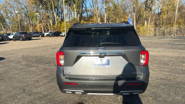 Certified 2022 Ford Explorer XLT w/ Equipment Group 202A image 4