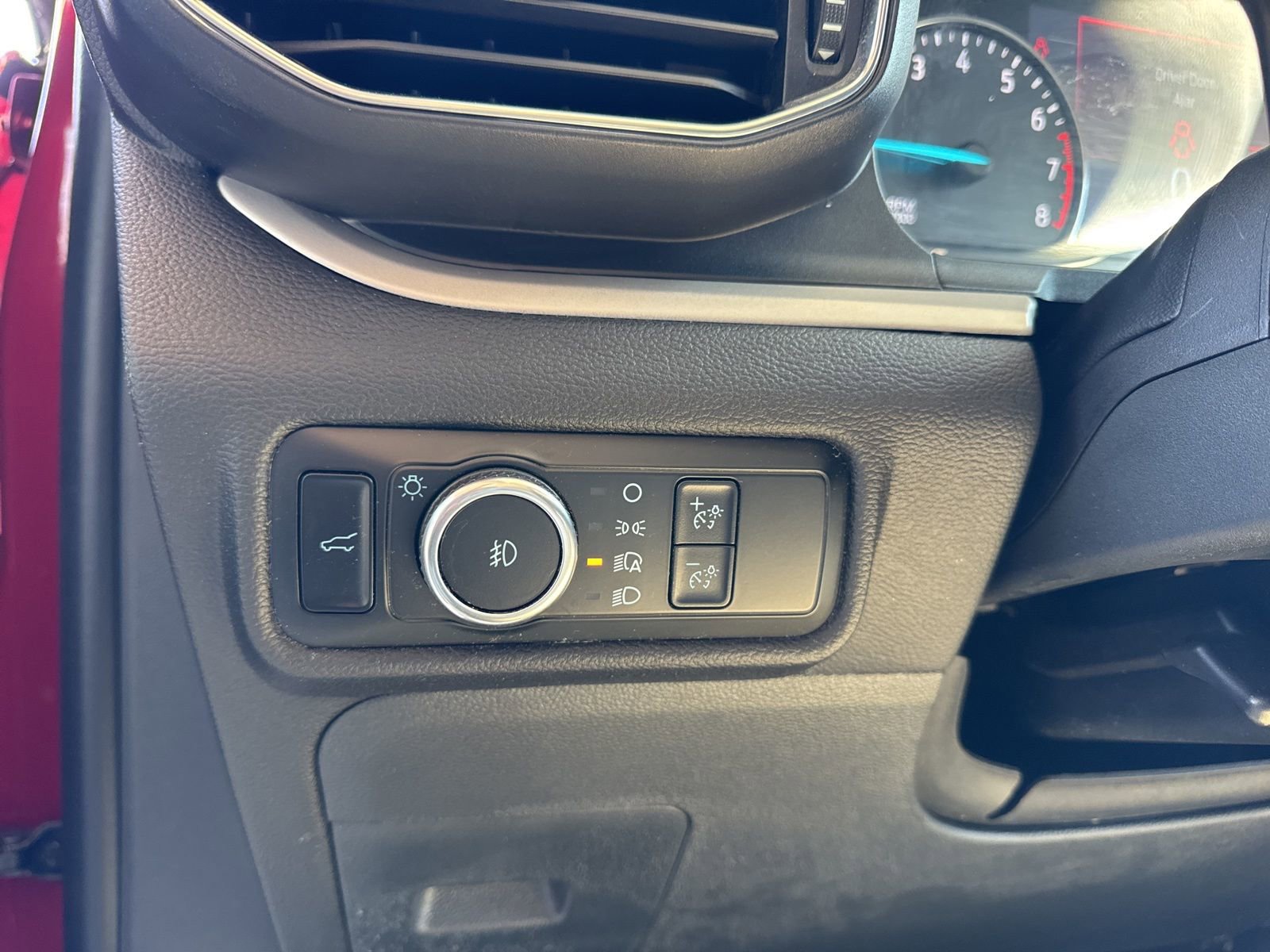 Certified 2023 Ford Explorer XLT w/ Equipment Group 202A image 26