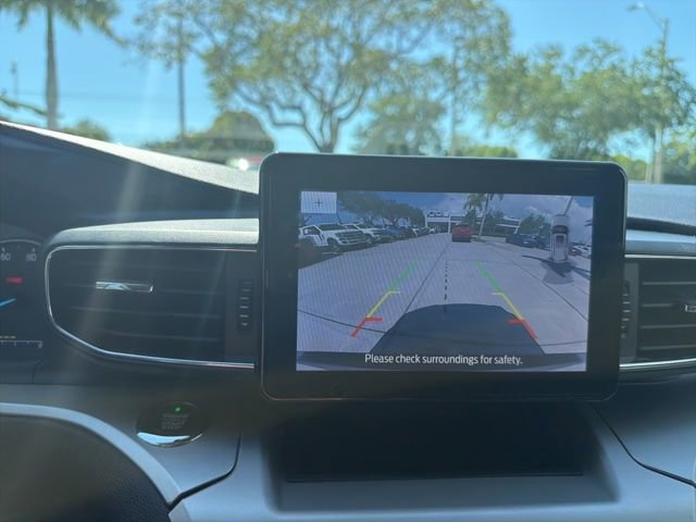 Certified 2021 Ford Explorer XLT w/ Equipment Group 202A RWD image 7