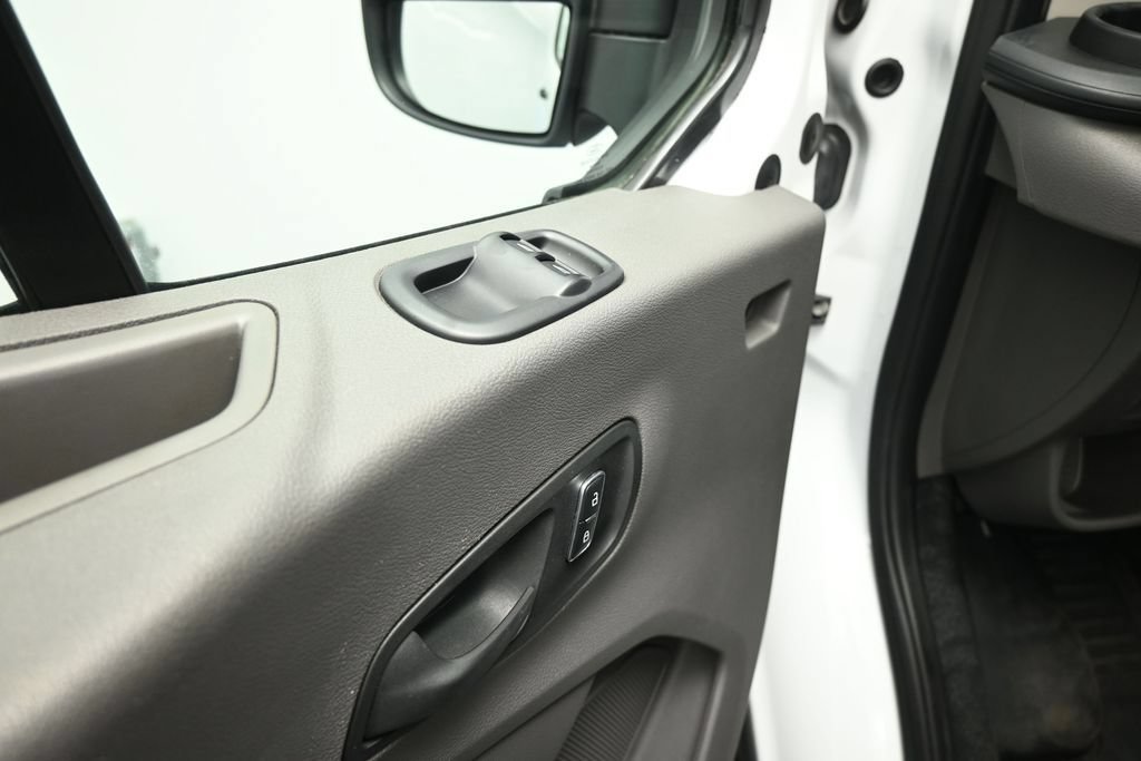 Certified 2025 Ford Transit 250 Low Roof w/ Exterior Upgrade Package RWD image 8