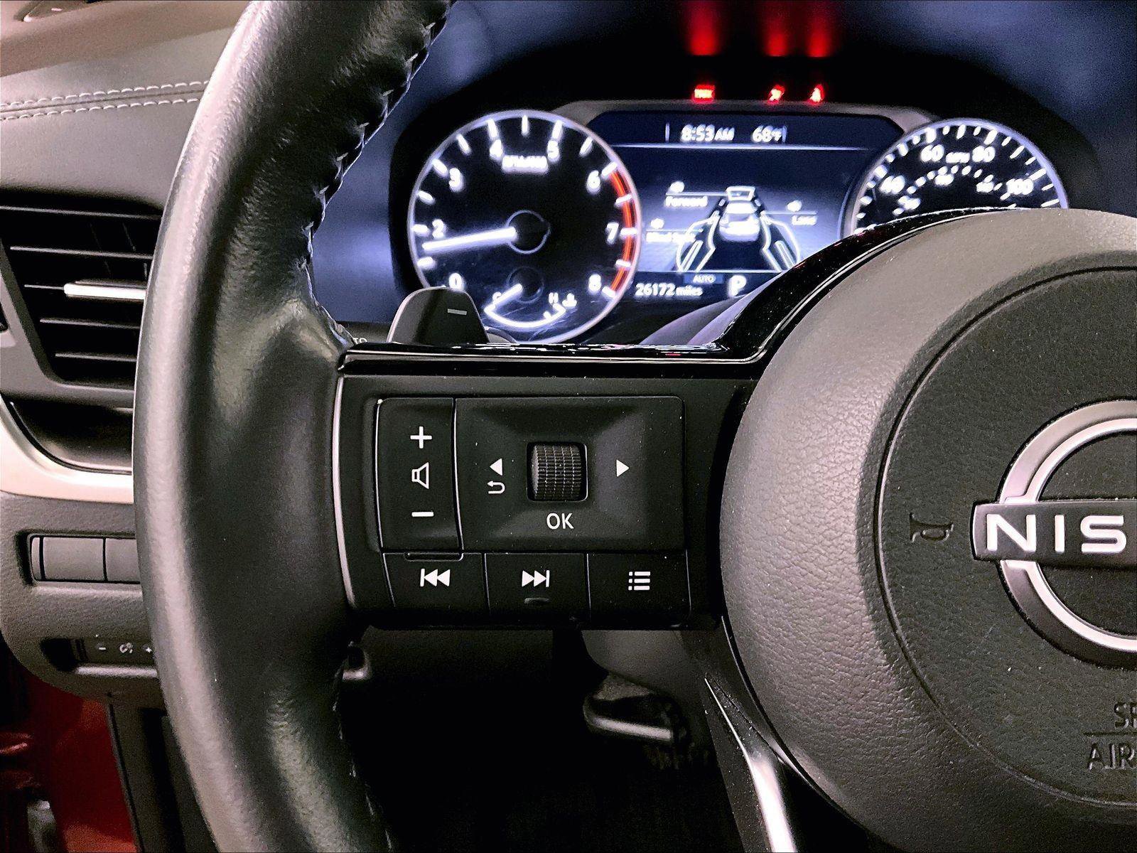 Used 2023 Nissan Rogue SV w/ SV Premium B Package image 17