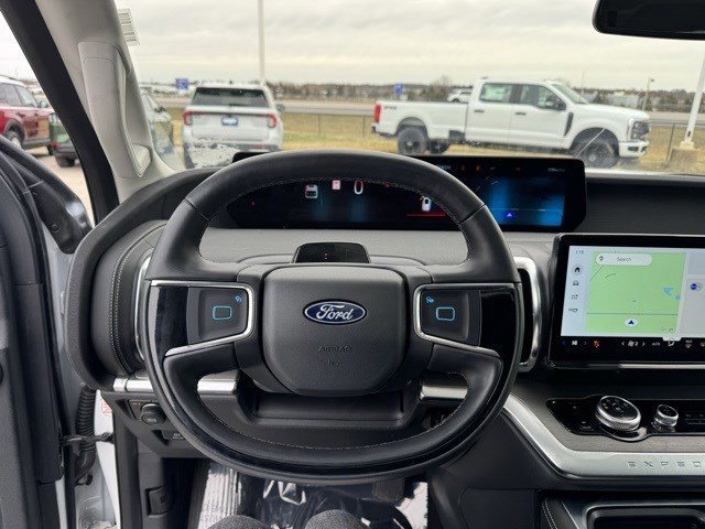 Certified 2025 Ford Expedition Max Platinum image 14
