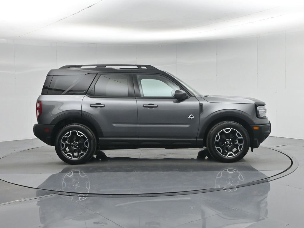 Certified 2025 Ford Bronco Sport Outer Banks w/ Outer Banks Tech Package+ image 8