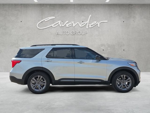 Certified 2023 Ford Explorer XLT w/ Equipment Group 202A image 6